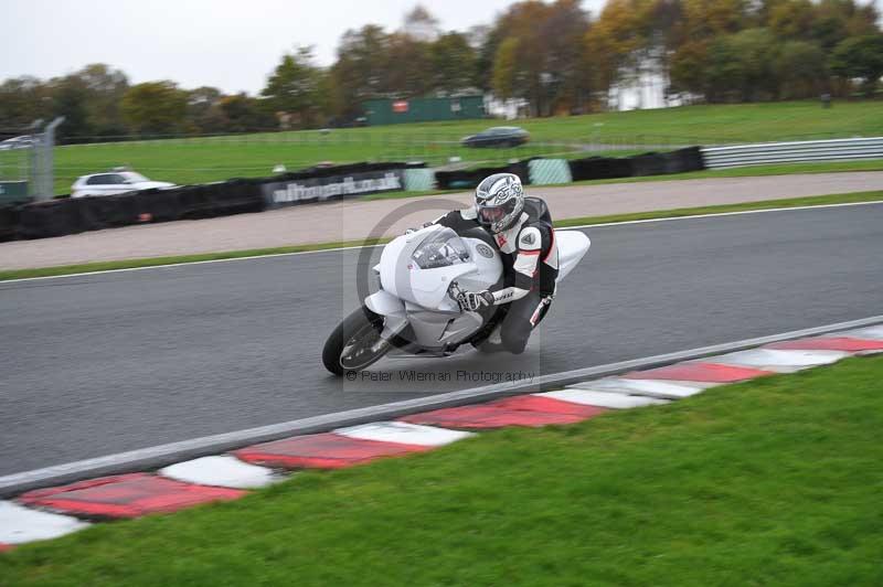 Motorcycle action photographs;Trackday digital images;event digital images;eventdigitalimages;no limits trackday;oulton park;oulton park circuit cheshire;oulton park photographs;peter wileman photography;trackday;trackday photos