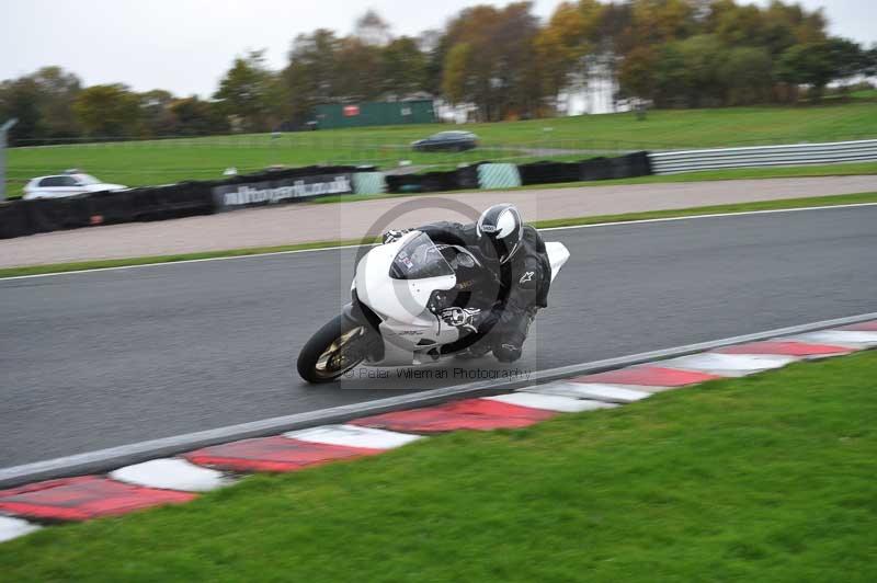 Motorcycle action photographs;Trackday digital images;event digital images;eventdigitalimages;no limits trackday;oulton park;oulton park circuit cheshire;oulton park photographs;peter wileman photography;trackday;trackday photos