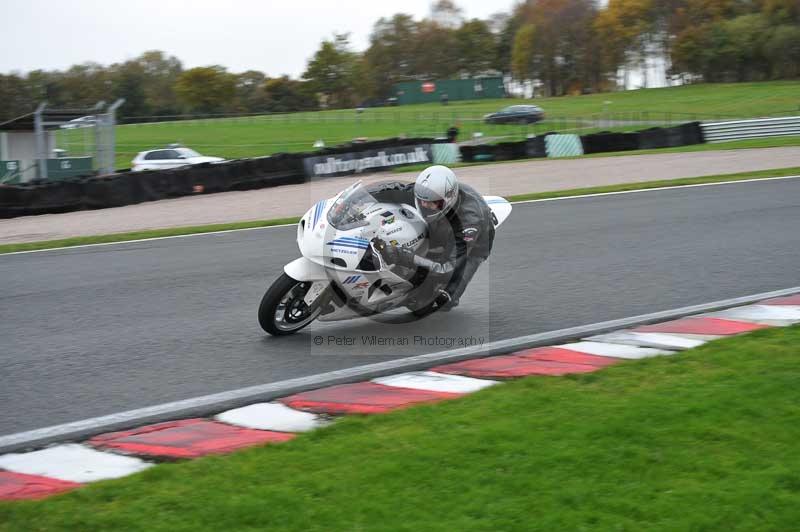 Motorcycle action photographs;Trackday digital images;event digital images;eventdigitalimages;no limits trackday;oulton park;oulton park circuit cheshire;oulton park photographs;peter wileman photography;trackday;trackday photos