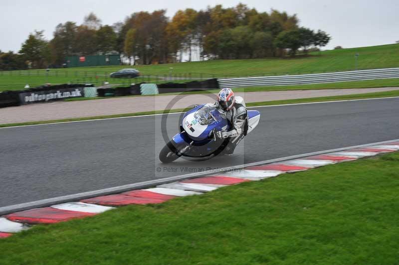 Motorcycle action photographs;Trackday digital images;event digital images;eventdigitalimages;no limits trackday;oulton park;oulton park circuit cheshire;oulton park photographs;peter wileman photography;trackday;trackday photos