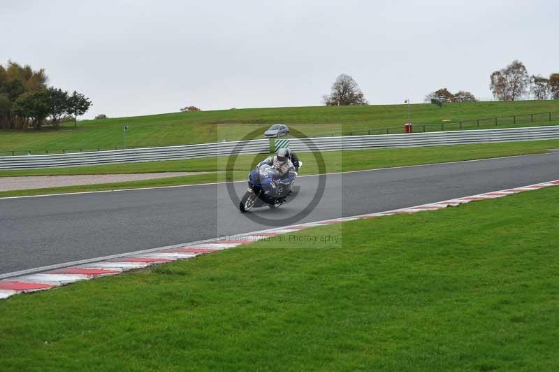 Motorcycle action photographs;Trackday digital images;event digital images;eventdigitalimages;no limits trackday;oulton park;oulton park circuit cheshire;oulton park photographs;peter wileman photography;trackday;trackday photos