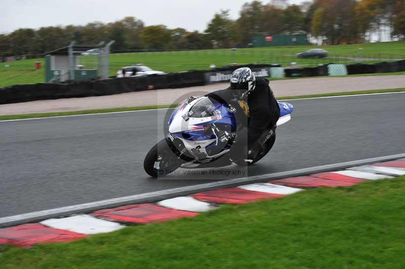 Motorcycle action photographs;Trackday digital images;event digital images;eventdigitalimages;no limits trackday;oulton park;oulton park circuit cheshire;oulton park photographs;peter wileman photography;trackday;trackday photos