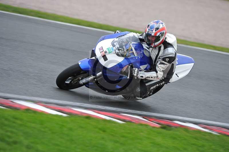 Motorcycle action photographs;Trackday digital images;event digital images;eventdigitalimages;no limits trackday;oulton park;oulton park circuit cheshire;oulton park photographs;peter wileman photography;trackday;trackday photos