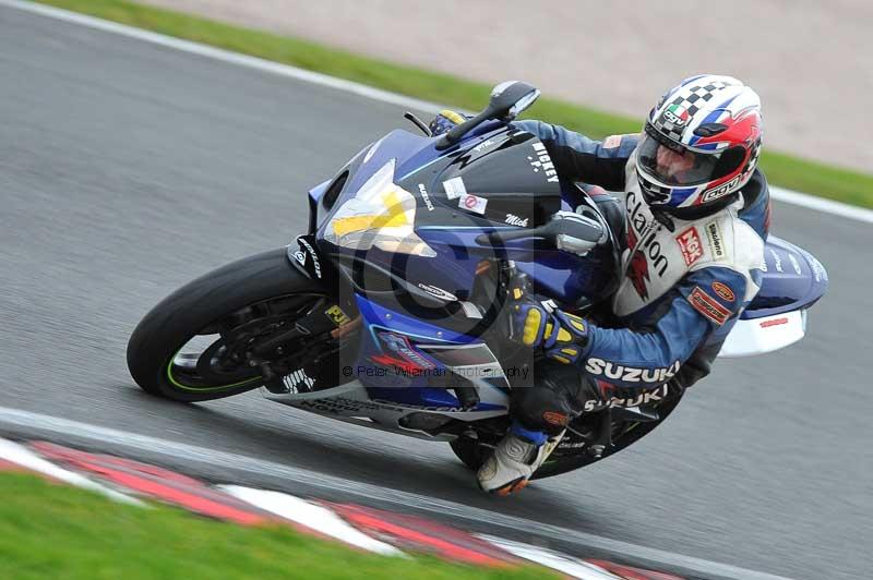 Motorcycle action photographs;Trackday digital images;event digital images;eventdigitalimages;no limits trackday;oulton park;oulton park circuit cheshire;oulton park photographs;peter wileman photography;trackday;trackday photos