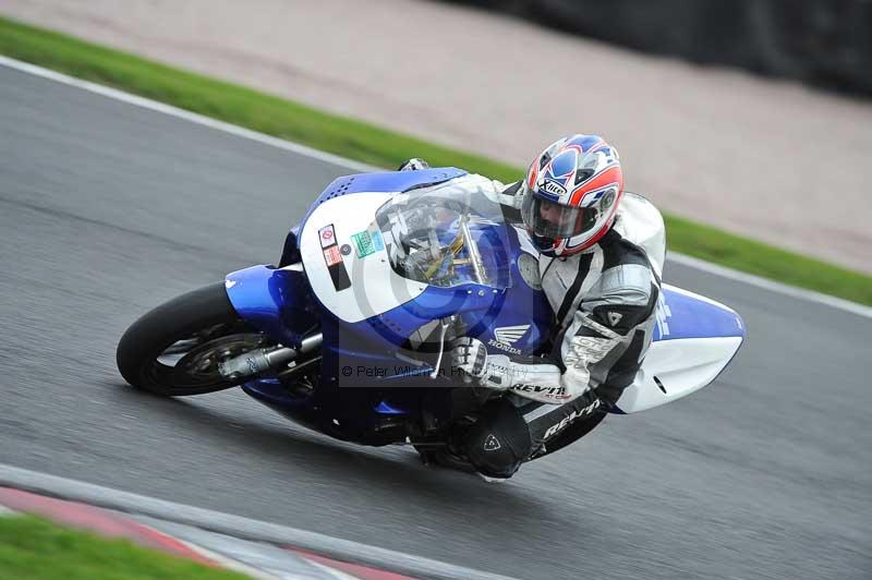 Motorcycle action photographs;Trackday digital images;event digital images;eventdigitalimages;no limits trackday;oulton park;oulton park circuit cheshire;oulton park photographs;peter wileman photography;trackday;trackday photos