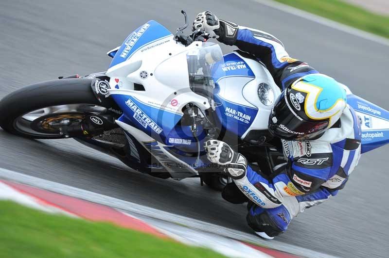 Motorcycle action photographs;Trackday digital images;event digital images;eventdigitalimages;no limits trackday;oulton park;oulton park circuit cheshire;oulton park photographs;peter wileman photography;trackday;trackday photos