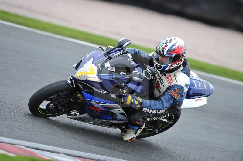 Motorcycle action photographs;Trackday digital images;event digital images;eventdigitalimages;no limits trackday;oulton park;oulton park circuit cheshire;oulton park photographs;peter wileman photography;trackday;trackday photos