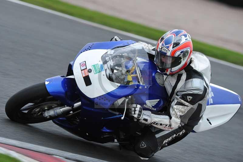 Motorcycle action photographs;Trackday digital images;event digital images;eventdigitalimages;no limits trackday;oulton park;oulton park circuit cheshire;oulton park photographs;peter wileman photography;trackday;trackday photos