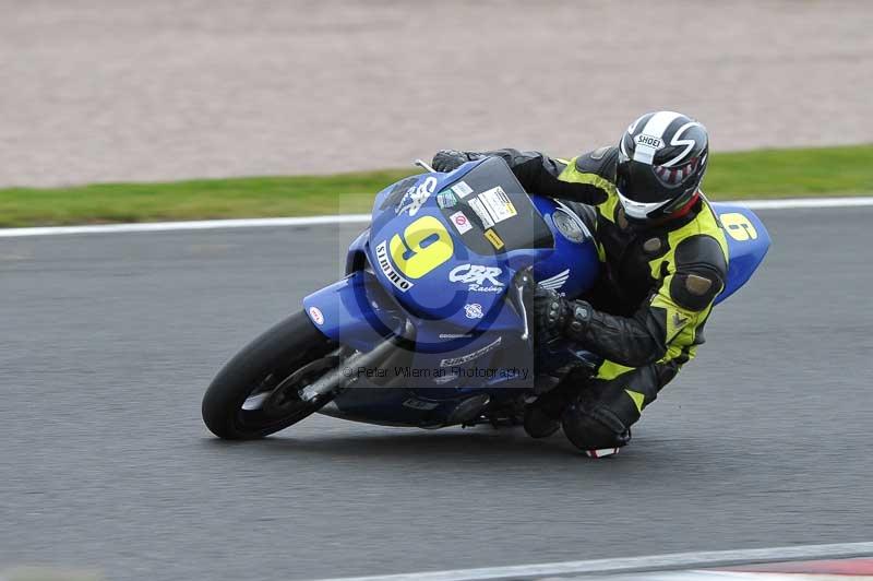 Motorcycle action photographs;Trackday digital images;event digital images;eventdigitalimages;no limits trackday;oulton park;oulton park circuit cheshire;oulton park photographs;peter wileman photography;trackday;trackday photos
