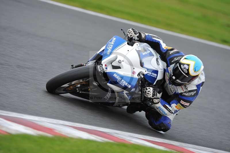 Motorcycle action photographs;Trackday digital images;event digital images;eventdigitalimages;no limits trackday;oulton park;oulton park circuit cheshire;oulton park photographs;peter wileman photography;trackday;trackday photos