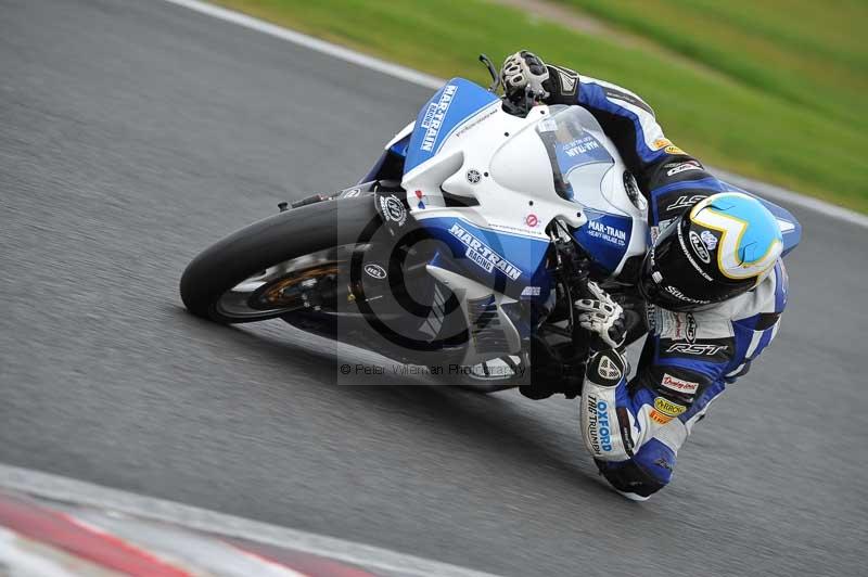 Motorcycle action photographs;Trackday digital images;event digital images;eventdigitalimages;no limits trackday;oulton park;oulton park circuit cheshire;oulton park photographs;peter wileman photography;trackday;trackday photos