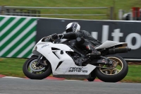 Motorcycle-action-photographs;Trackday-digital-images;event-digital-images;eventdigitalimages;no-limits-trackday;oulton-park;oulton-park-circuit-cheshire;oulton-park-photographs;peter-wileman-photography;trackday;trackday-photos