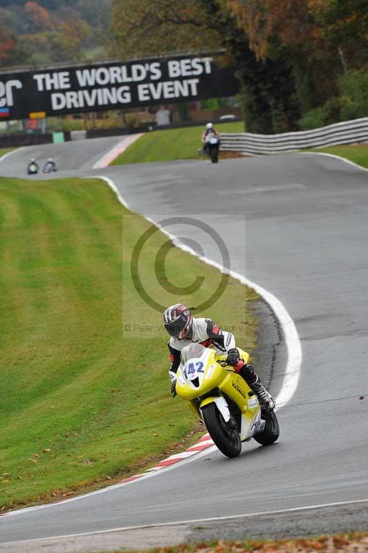 Motorcycle action photographs;Trackday digital images;event digital images;eventdigitalimages;no limits trackday;oulton park;oulton park circuit cheshire;oulton park photographs;peter wileman photography;trackday;trackday photos