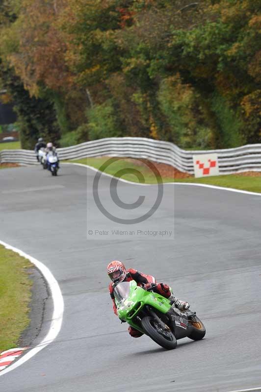 Motorcycle action photographs;Trackday digital images;event digital images;eventdigitalimages;no limits trackday;oulton park;oulton park circuit cheshire;oulton park photographs;peter wileman photography;trackday;trackday photos