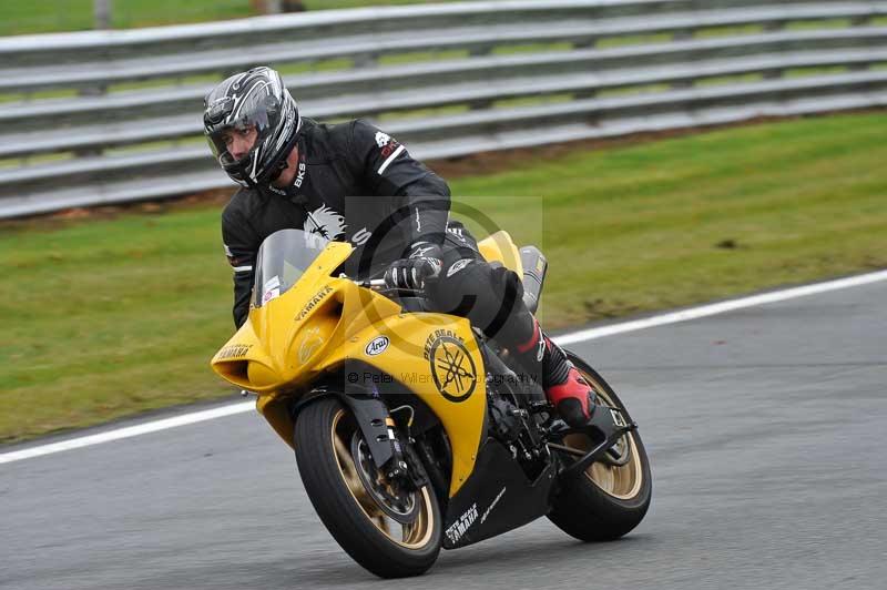 Motorcycle action photographs;Trackday digital images;event digital images;eventdigitalimages;no limits trackday;oulton park;oulton park circuit cheshire;oulton park photographs;peter wileman photography;trackday;trackday photos