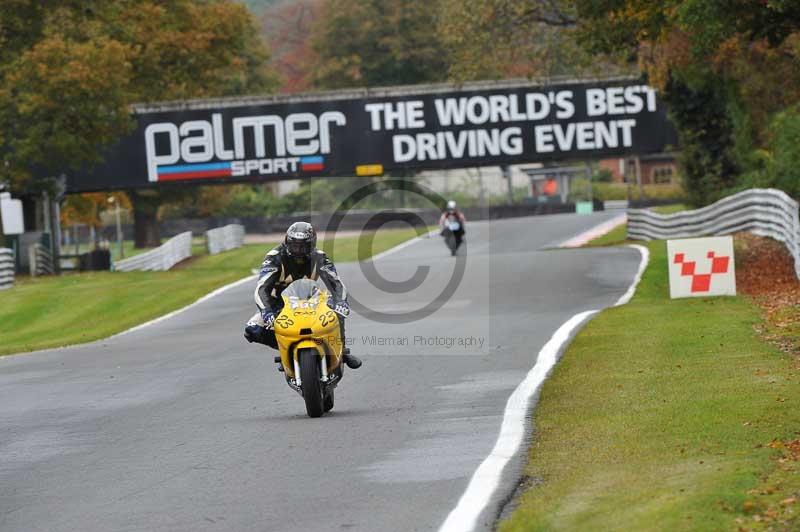 Motorcycle action photographs;Trackday digital images;event digital images;eventdigitalimages;no limits trackday;oulton park;oulton park circuit cheshire;oulton park photographs;peter wileman photography;trackday;trackday photos