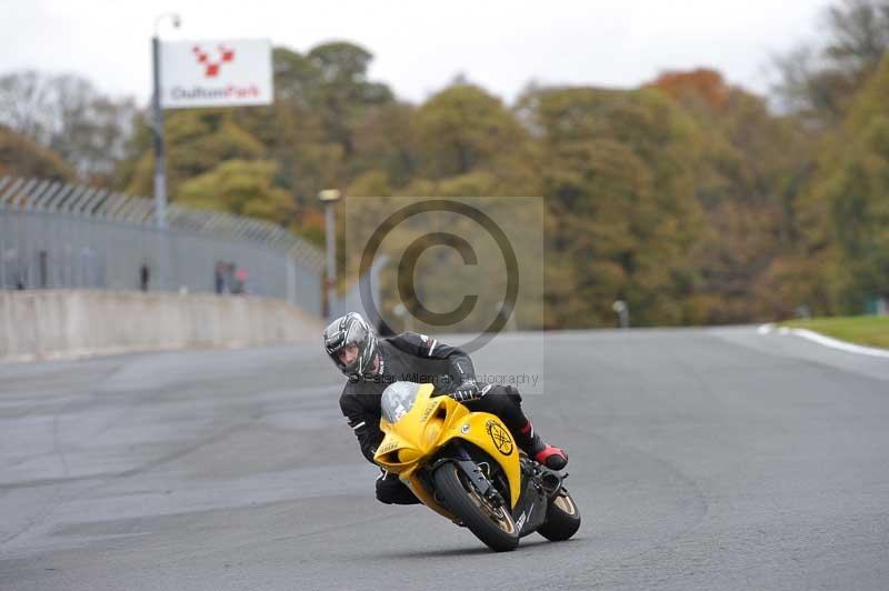 Motorcycle action photographs;Trackday digital images;event digital images;eventdigitalimages;no limits trackday;oulton park;oulton park circuit cheshire;oulton park photographs;peter wileman photography;trackday;trackday photos