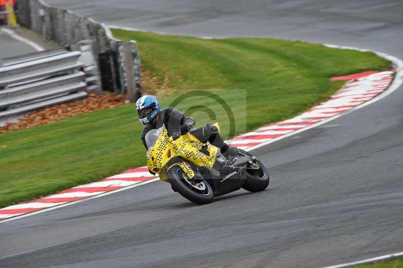 Motorcycle action photographs;Trackday digital images;event digital images;eventdigitalimages;no limits trackday;oulton park;oulton park circuit cheshire;oulton park photographs;peter wileman photography;trackday;trackday photos