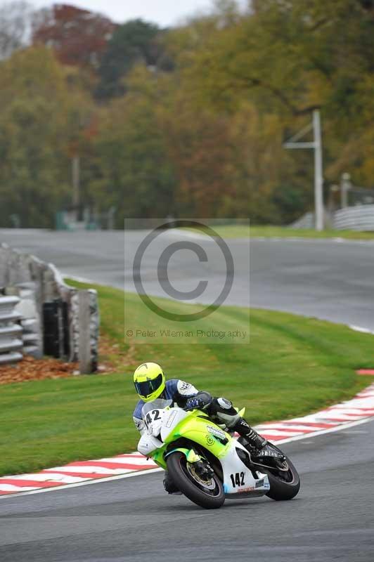 Motorcycle action photographs;Trackday digital images;event digital images;eventdigitalimages;no limits trackday;oulton park;oulton park circuit cheshire;oulton park photographs;peter wileman photography;trackday;trackday photos