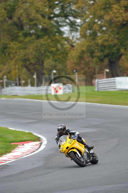 Motorcycle action photographs;Trackday digital images;event digital images;eventdigitalimages;no limits trackday;oulton park;oulton park circuit cheshire;oulton park photographs;peter wileman photography;trackday;trackday photos