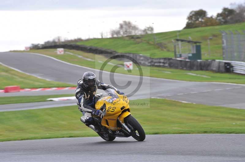 Motorcycle action photographs;Trackday digital images;event digital images;eventdigitalimages;no limits trackday;oulton park;oulton park circuit cheshire;oulton park photographs;peter wileman photography;trackday;trackday photos