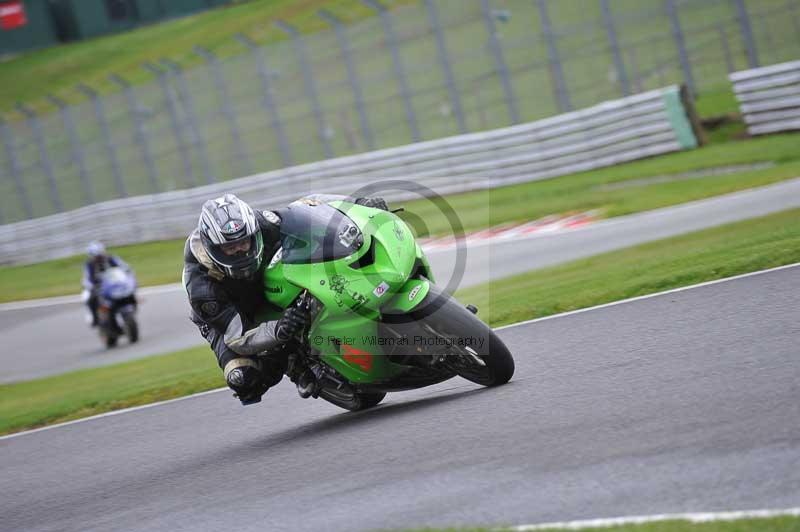 Motorcycle action photographs;Trackday digital images;event digital images;eventdigitalimages;no limits trackday;oulton park;oulton park circuit cheshire;oulton park photographs;peter wileman photography;trackday;trackday photos