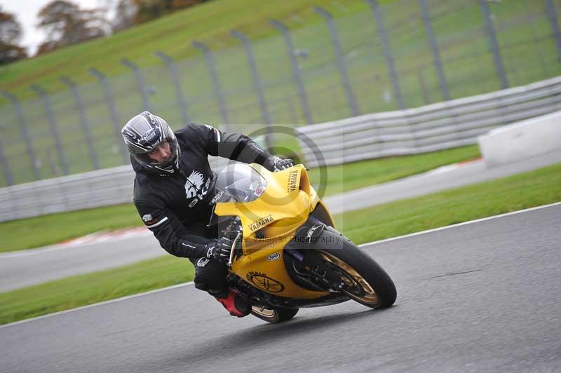 Motorcycle action photographs;Trackday digital images;event digital images;eventdigitalimages;no limits trackday;oulton park;oulton park circuit cheshire;oulton park photographs;peter wileman photography;trackday;trackday photos