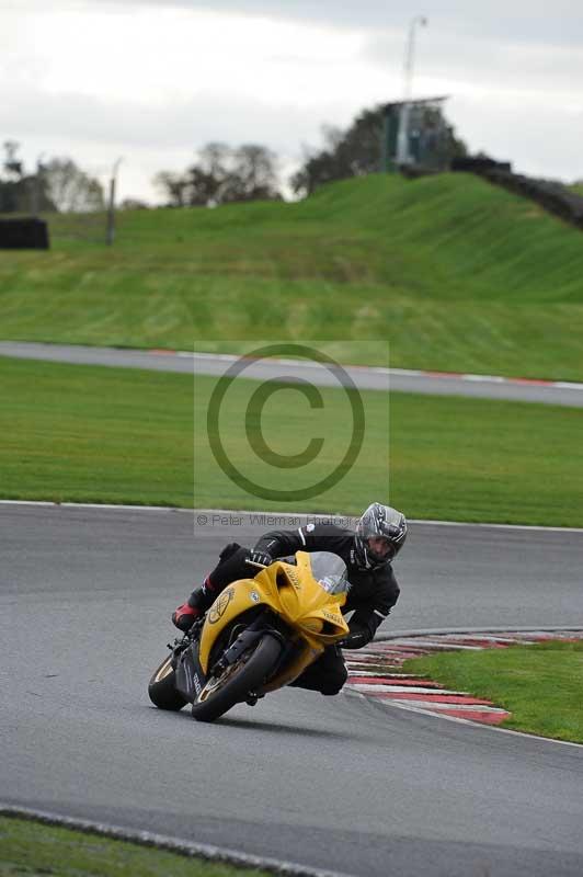 Motorcycle action photographs;Trackday digital images;event digital images;eventdigitalimages;no limits trackday;oulton park;oulton park circuit cheshire;oulton park photographs;peter wileman photography;trackday;trackday photos