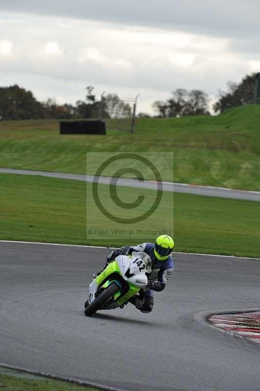 Motorcycle action photographs;Trackday digital images;event digital images;eventdigitalimages;no limits trackday;oulton park;oulton park circuit cheshire;oulton park photographs;peter wileman photography;trackday;trackday photos