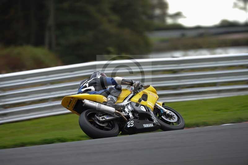 Motorcycle action photographs;Trackday digital images;event digital images;eventdigitalimages;no limits trackday;oulton park;oulton park circuit cheshire;oulton park photographs;peter wileman photography;trackday;trackday photos
