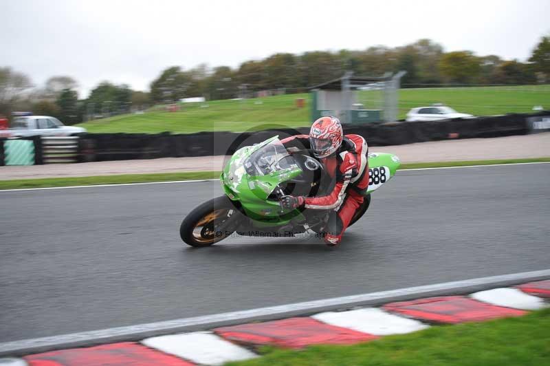 Motorcycle action photographs;Trackday digital images;event digital images;eventdigitalimages;no limits trackday;oulton park;oulton park circuit cheshire;oulton park photographs;peter wileman photography;trackday;trackday photos