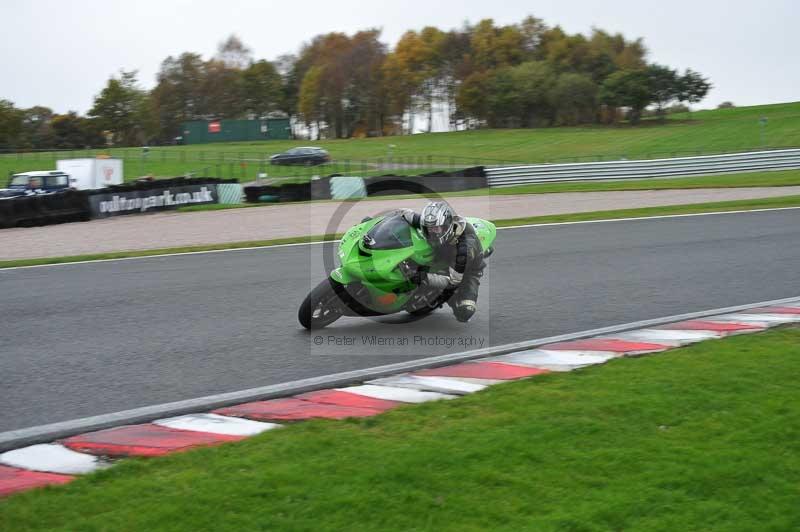Motorcycle action photographs;Trackday digital images;event digital images;eventdigitalimages;no limits trackday;oulton park;oulton park circuit cheshire;oulton park photographs;peter wileman photography;trackday;trackday photos