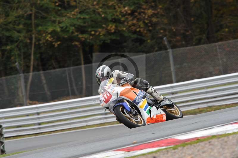 Motorcycle action photographs;Trackday digital images;event digital images;eventdigitalimages;no limits trackday;oulton park;oulton park circuit cheshire;oulton park photographs;peter wileman photography;trackday;trackday photos