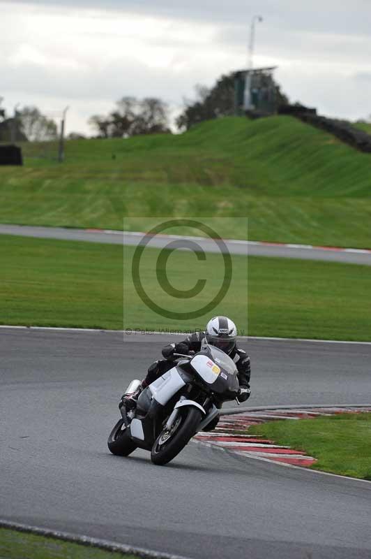 Motorcycle action photographs;Trackday digital images;event digital images;eventdigitalimages;no limits trackday;oulton park;oulton park circuit cheshire;oulton park photographs;peter wileman photography;trackday;trackday photos