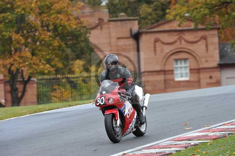 Motorcycle action photographs;Trackday digital images;event digital images;eventdigitalimages;no limits trackday;oulton park;oulton park circuit cheshire;oulton park photographs;peter wileman photography;trackday;trackday photos