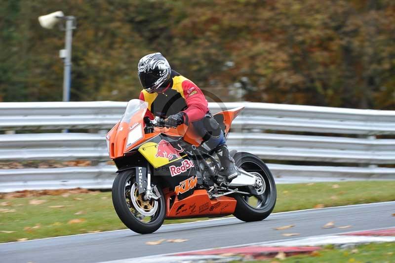 Motorcycle action photographs;Trackday digital images;event digital images;eventdigitalimages;no limits trackday;oulton park;oulton park circuit cheshire;oulton park photographs;peter wileman photography;trackday;trackday photos