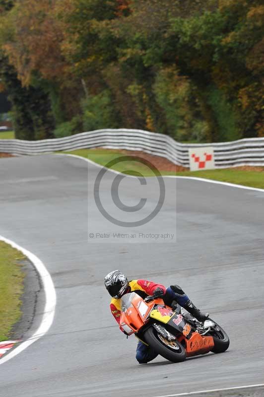 Motorcycle action photographs;Trackday digital images;event digital images;eventdigitalimages;no limits trackday;oulton park;oulton park circuit cheshire;oulton park photographs;peter wileman photography;trackday;trackday photos