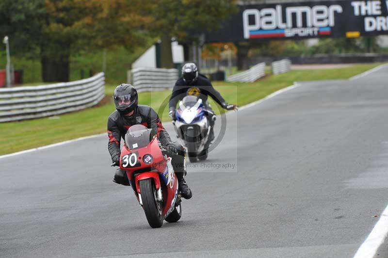 Motorcycle action photographs;Trackday digital images;event digital images;eventdigitalimages;no limits trackday;oulton park;oulton park circuit cheshire;oulton park photographs;peter wileman photography;trackday;trackday photos