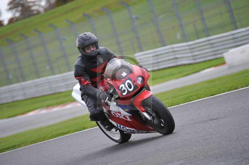 Motorcycle action photographs;Trackday digital images;event digital images;eventdigitalimages;no limits trackday;oulton park;oulton park circuit cheshire;oulton park photographs;peter wileman photography;trackday;trackday photos