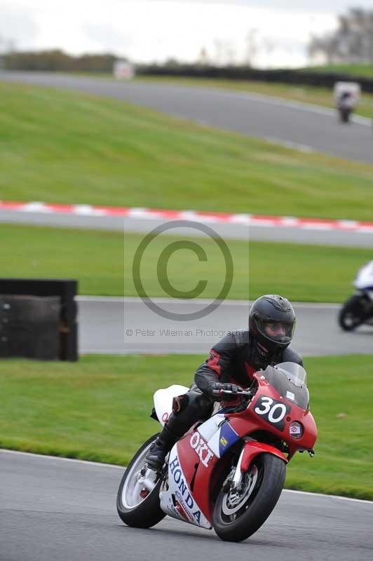 Motorcycle action photographs;Trackday digital images;event digital images;eventdigitalimages;no limits trackday;oulton park;oulton park circuit cheshire;oulton park photographs;peter wileman photography;trackday;trackday photos