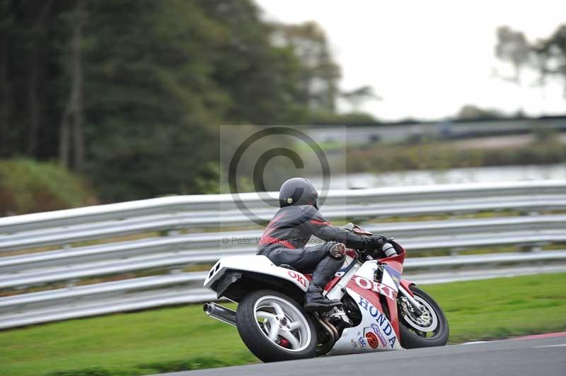 Motorcycle action photographs;Trackday digital images;event digital images;eventdigitalimages;no limits trackday;oulton park;oulton park circuit cheshire;oulton park photographs;peter wileman photography;trackday;trackday photos