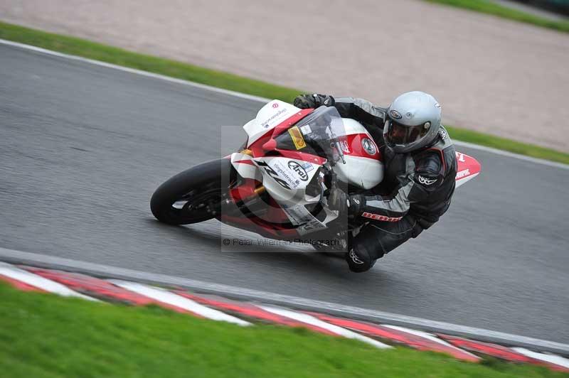 Motorcycle action photographs;Trackday digital images;event digital images;eventdigitalimages;no limits trackday;oulton park;oulton park circuit cheshire;oulton park photographs;peter wileman photography;trackday;trackday photos