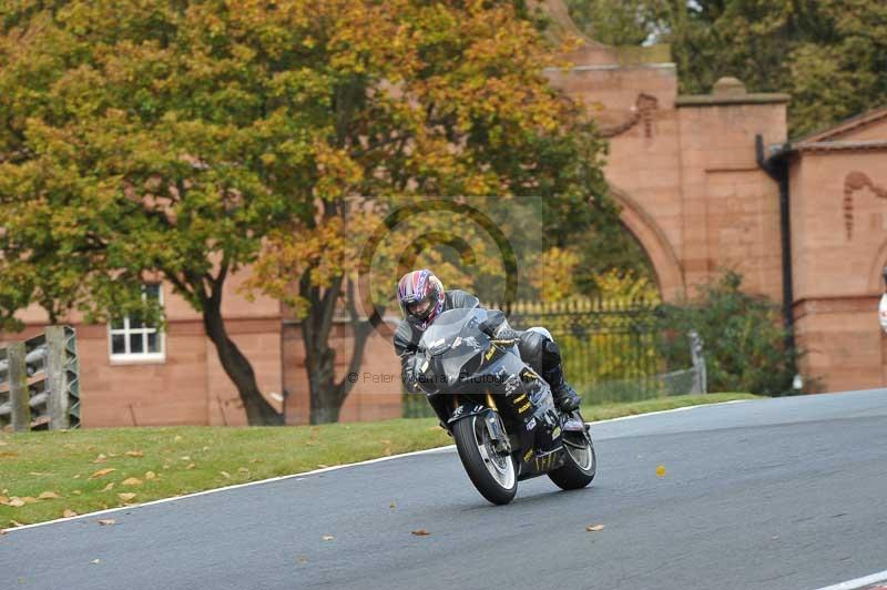 Motorcycle action photographs;Trackday digital images;event digital images;eventdigitalimages;no limits trackday;oulton park;oulton park circuit cheshire;oulton park photographs;peter wileman photography;trackday;trackday photos