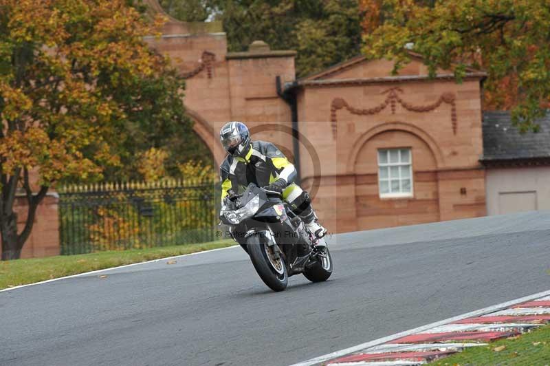 Motorcycle action photographs;Trackday digital images;event digital images;eventdigitalimages;no limits trackday;oulton park;oulton park circuit cheshire;oulton park photographs;peter wileman photography;trackday;trackday photos