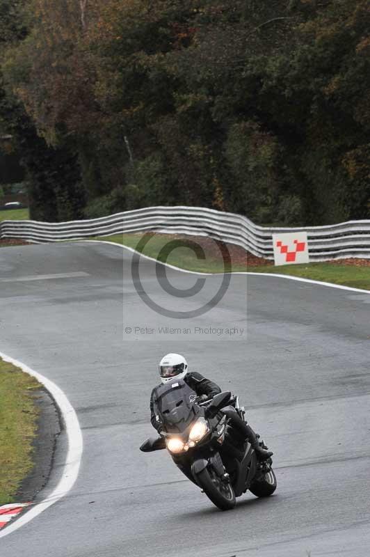 Motorcycle action photographs;Trackday digital images;event digital images;eventdigitalimages;no limits trackday;oulton park;oulton park circuit cheshire;oulton park photographs;peter wileman photography;trackday;trackday photos