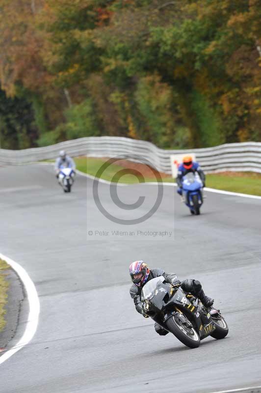 Motorcycle action photographs;Trackday digital images;event digital images;eventdigitalimages;no limits trackday;oulton park;oulton park circuit cheshire;oulton park photographs;peter wileman photography;trackday;trackday photos