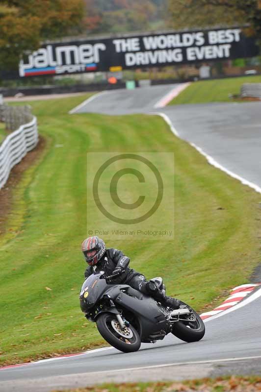 Motorcycle action photographs;Trackday digital images;event digital images;eventdigitalimages;no limits trackday;oulton park;oulton park circuit cheshire;oulton park photographs;peter wileman photography;trackday;trackday photos