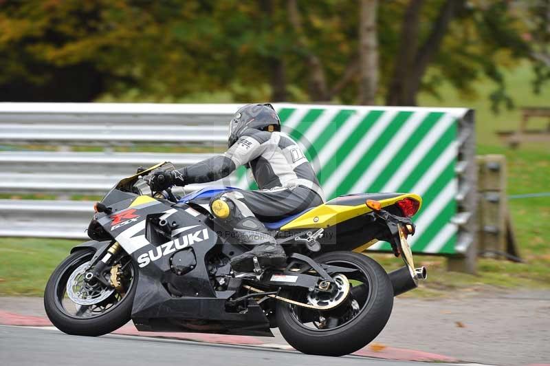 Motorcycle action photographs;Trackday digital images;event digital images;eventdigitalimages;no limits trackday;oulton park;oulton park circuit cheshire;oulton park photographs;peter wileman photography;trackday;trackday photos