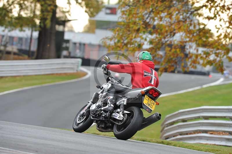 Motorcycle action photographs;Trackday digital images;event digital images;eventdigitalimages;no limits trackday;oulton park;oulton park circuit cheshire;oulton park photographs;peter wileman photography;trackday;trackday photos