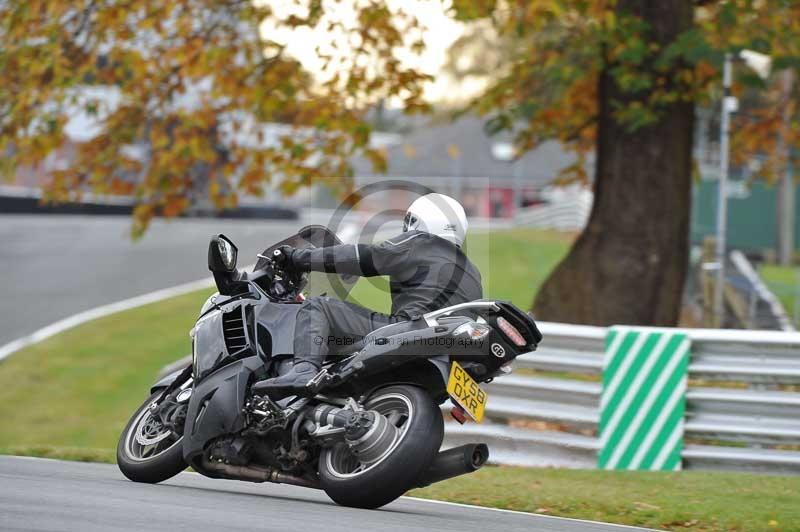 Motorcycle action photographs;Trackday digital images;event digital images;eventdigitalimages;no limits trackday;oulton park;oulton park circuit cheshire;oulton park photographs;peter wileman photography;trackday;trackday photos